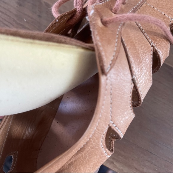 Spring Step Women's Konak Sneaker Size 37 Leather Shoe Cutouts - Picture 6 of 6